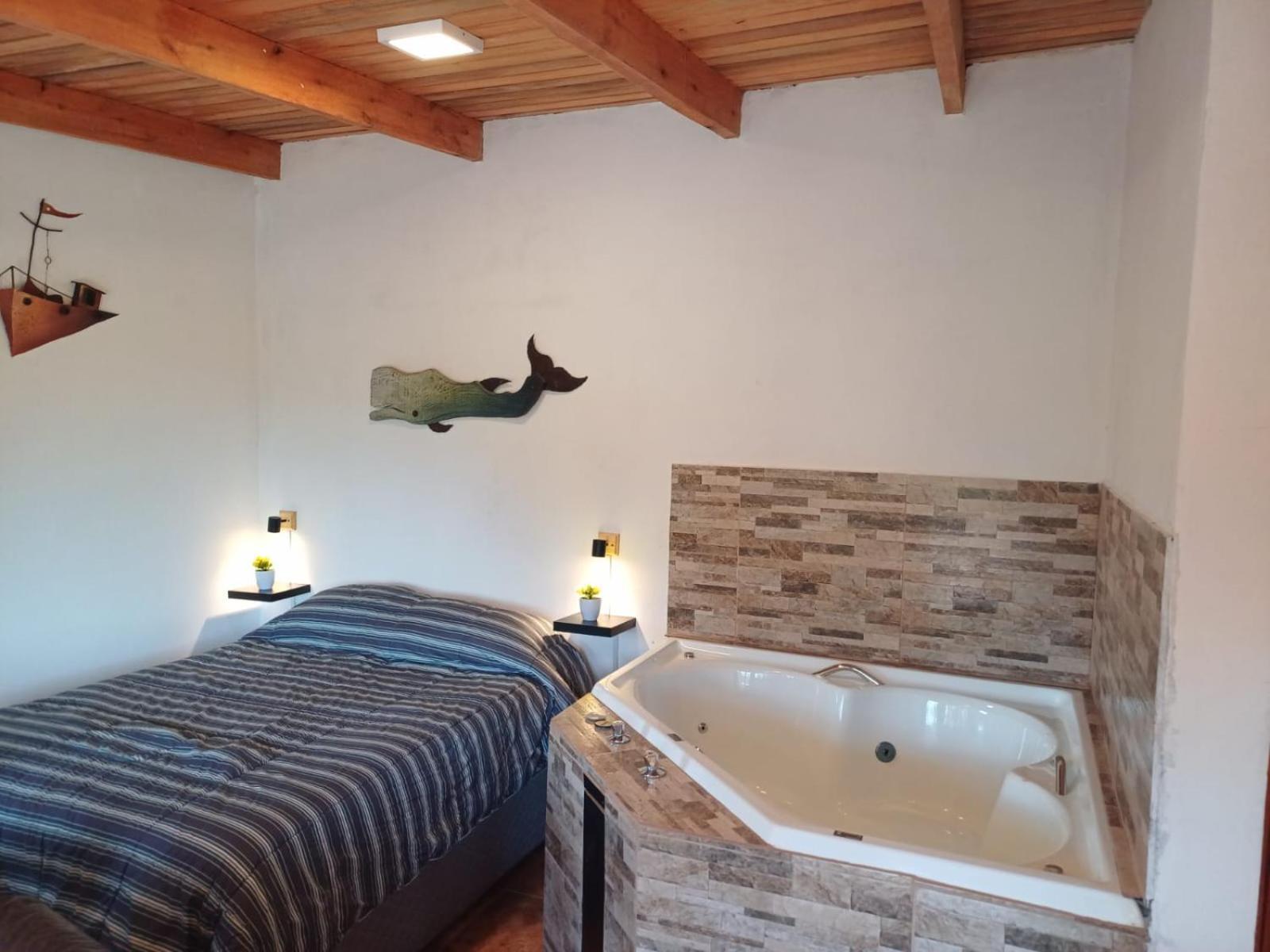 Lobos Del Bosque Con Jacuzzi *